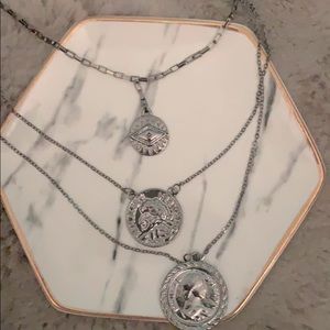 NWT 3 layered coin necklace